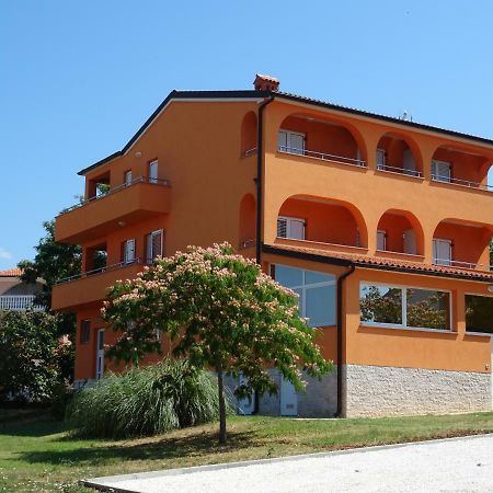 Apartments Orange Medolino Esterno foto